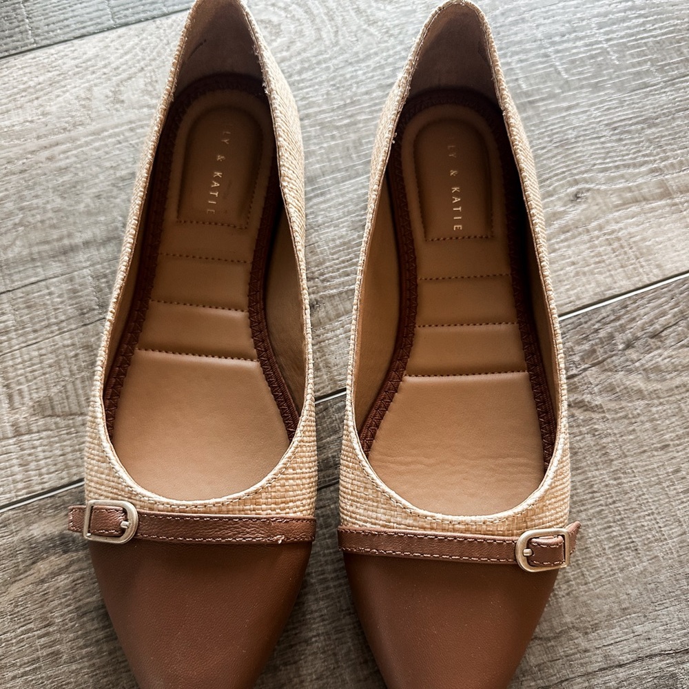 Kelly+Katie flat-size 9